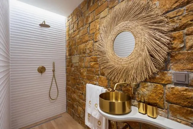Oikos Sani Hotel de apartamente